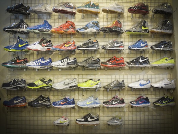 Bán giày thể thao Nike chính hãng tại Sài Gòn HCM có size 45 46